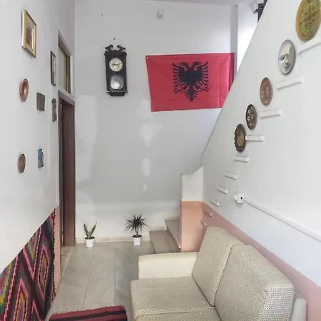 Oakland Ostello Tirana
