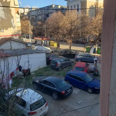 Oakland Hostel