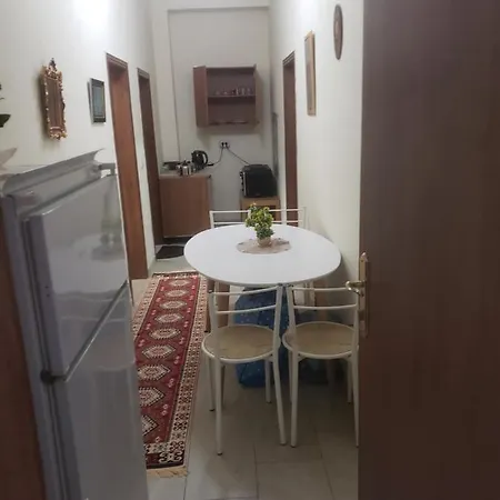 Hostel Oakland Tirana